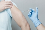 Vaccinul anti-HPV, eficient si pentru barbati